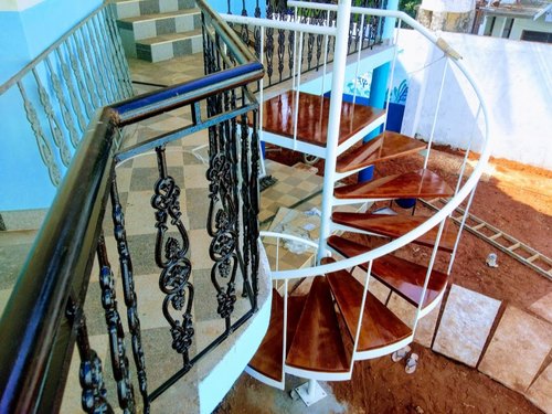 Glass Spiral Staircase manufacturers in chennai
